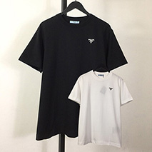 プラダ コピー ロゴエンブロイダリー コットン Tシャツ 2色 puj21277