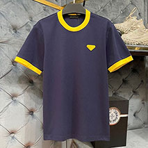 プラダ 偽物 ロゴパッチ Tシャツ 82834