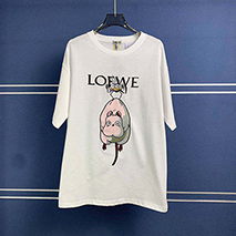 ロエベ コピー ×ジブリ ハエドリ クルーネックTシャツ loq74201