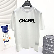 シャネル 偽物 Tシャツ プリント プレタ クルーズ shn94342