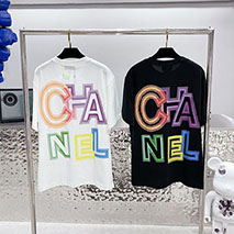 シャネル 偽物 Tシャツ プリント プレタ クルーズ 新作 半袖 2色 shn42675