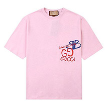 グッチ バレンシアガ 偽物 コラボ ロゴ ピンクTシャツ guc85308