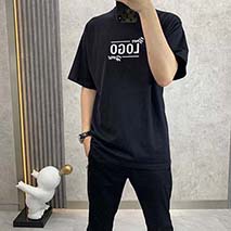 バレンシアガ スーパーコピー クルーネックロゴ Tシャツ ブラック bas65617
