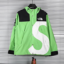 Supreme コピー x ノースフェイス コラボ マウンテンジャケット Shy54806
