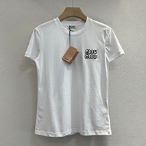 ミュウミュウ 偽物 ロゴ クリスタル キラキラ Tシャツ 半袖 myi35470