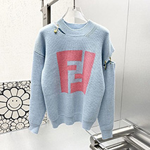 フェンディ 偽物 カットアウト付きセーター 1A03302AB3441V590