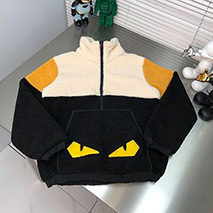 フェンディ コピー ブラックファブリック スウェットシャツ feu93536