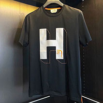 エルメス スーパーコピー ポケット刺繍入りストレートカットTシャツ erv73113
