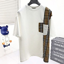 バーバリー スーパーコピー ポケットディテール オーバーサイズTシャツ Bae56125
