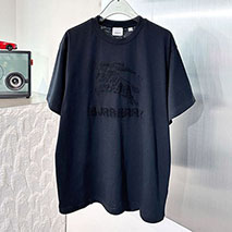 バーバリー スーパーコピー ロゴ Tシャツ ブラック Bam66981