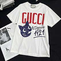 グッチ 偽物 Since 1921 キャット プリント Tシャツ guu43007