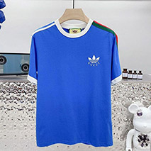 アディダス xグッチ 偽物 トレフォイル プリント Tシャツ guf04497