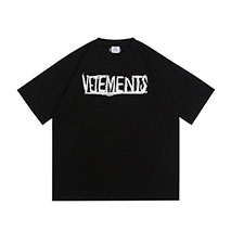 ヴェトモン 偽物 WORLD TOUR ロゴ Tシャツ vue04413