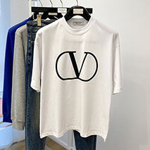 ヴァレンティノ スーパーコピー SIGNATURE プリント Tシャツ Vut22071