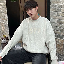 フィアオブゴッド 偽物 ESSENTIALS 1977 ロゴ 長袖 Tシャツ fim00390