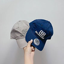 バレンシアガ スーパーコピー ロゴ刺繍 オーガニックコットンドリル製 キャップ bam59364