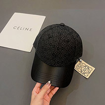 ロエベ コピー アナグラム 刺繍 キャップ lop44464