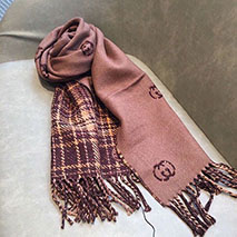 グッチ 偽物 チェック カシミヤ スカーフ gue81533