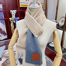 ロエベ コピー 勾配 チェック スカーフ カシミヤ lor62732