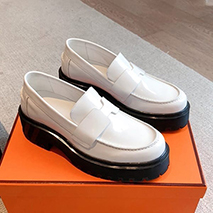エルメス コピー ヒッチモカシン ローファー erd10233