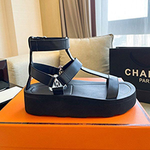 エルメス スーパーコピー テクノ サンダル Enid Sandal H221033Z02360