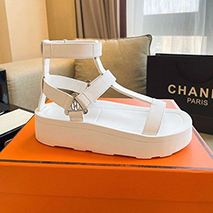 エルメス スーパーコピー Enid Sandal 夏のお出かけに テクノ サンダル H221033Z 90380