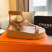 エルメス 偽物 夏のお出かけに テクノ サンダル Enid Sandal H221033Z A3360