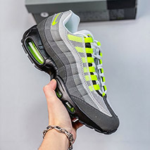 エアマックス95 イエローグラデ ナイキ 偽物 AIR MAX 95 OG スニーカー nax10659