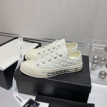 シャネル 偽物 コンバース コラボ スニーカー she99565