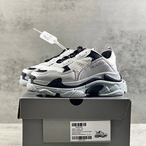 バレンシアガ コピー Triple S スニーカー トリプルソール baw62267