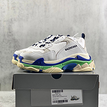 バレンシアガ コピー Triple S スニーカー トリプルソール bar06729