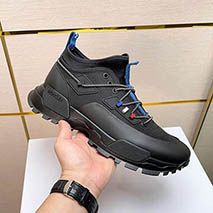モンクレール スーパーコピー Boulderiseスニーカー mog73233