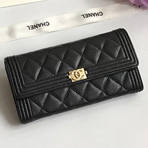シャネル コピー 長財布 ボーイ シャネル コピー キャビアスキン shu95881