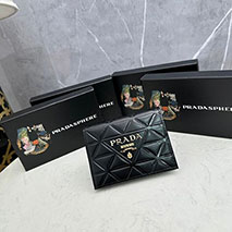 プラダ コピー ブラッシュド レザー 折り財布 puw31659
