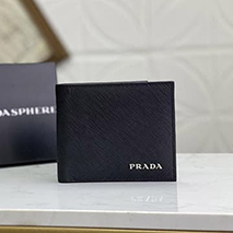 プラダ スーパーコピー レザー折りたたみ財布 セール♪大人気！ pum90266