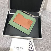 ロエベ スーパーコピー リピート プレーン カードホルダー loy96050