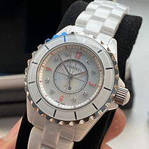シャネル スーパーコピー J12 33mm shc35379