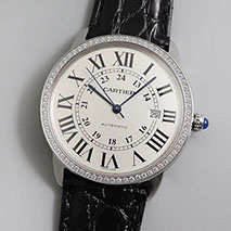 カルティエ 偽物 ロンドソロ XL 42 mm kak93886