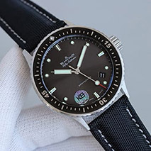 ブランパン 偽物 フィフティファゾムス バチスカーフ b52a