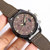 IWC スーパーコピー 時計 パイロットウォッチクロノ・トップガン iwj73667