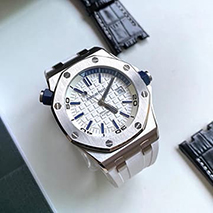 オーデマピゲ スーパーコピー ロイヤルオーク オフショア ダイバー 15710STOOA01