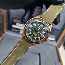タグホイヤー スーパーコピー オータヴィア 自動巻ウォッチ直径 42mm WBE5190.FC8268
