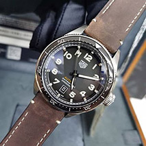 タグホイヤー スーパーコピー オータヴィア 自動巻ウォッチ 直径 42 mm WBE5114.FC8266