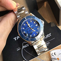 タグホイヤー コピー アクアレーサー クォーツ ブルーマザーオブパールWAY131L.BA0748 TAr03084