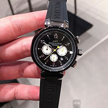 ルイヴィトン スーパーコピー タンブール クロノグラフ 42mm vuf95902