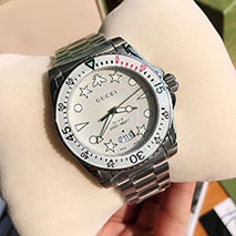 グッチ 偽物 ダイヴ メンズウォッチ 40mm guw19080